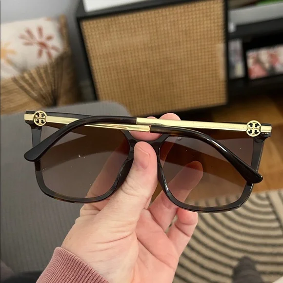 Tory Burch Black Sunglasses with Bold Orange Case - Picture 2 of 6